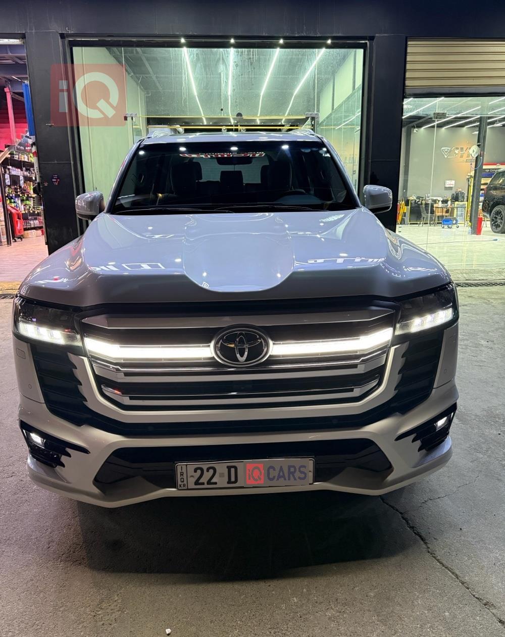 تويوتا لاندكروزر